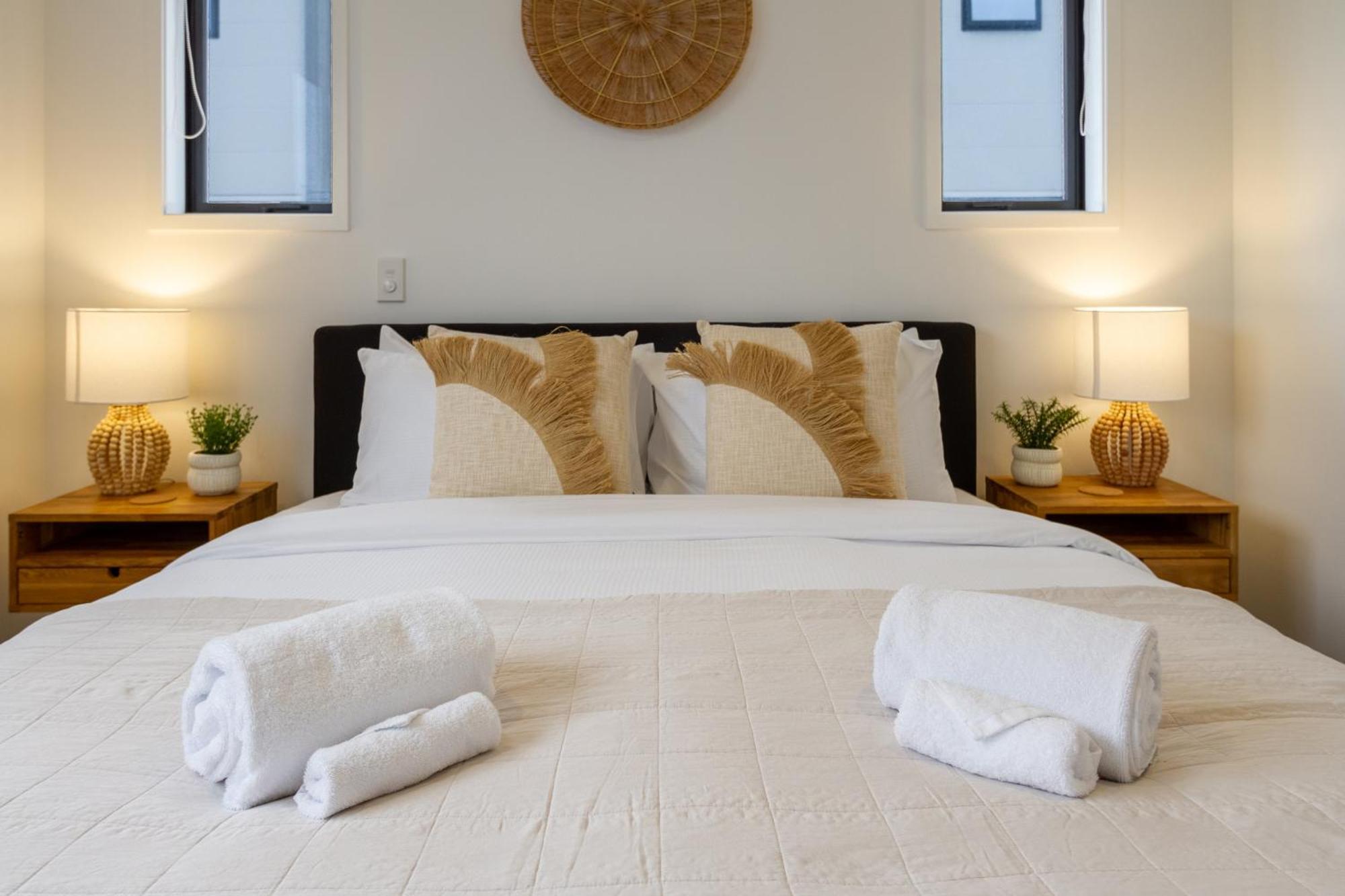 New Brighton Beach Explore - King Bed And Sofa Bed Christchurch Exterior foto